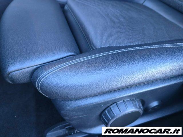 MERCEDES-BENZ A 180 d Automatic Business Pelle-Navy