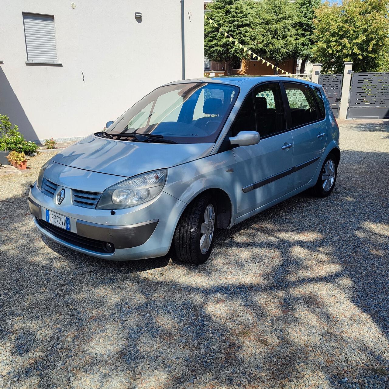 Renault Scenic Scénic 1.6 16V Luxe Dynamique