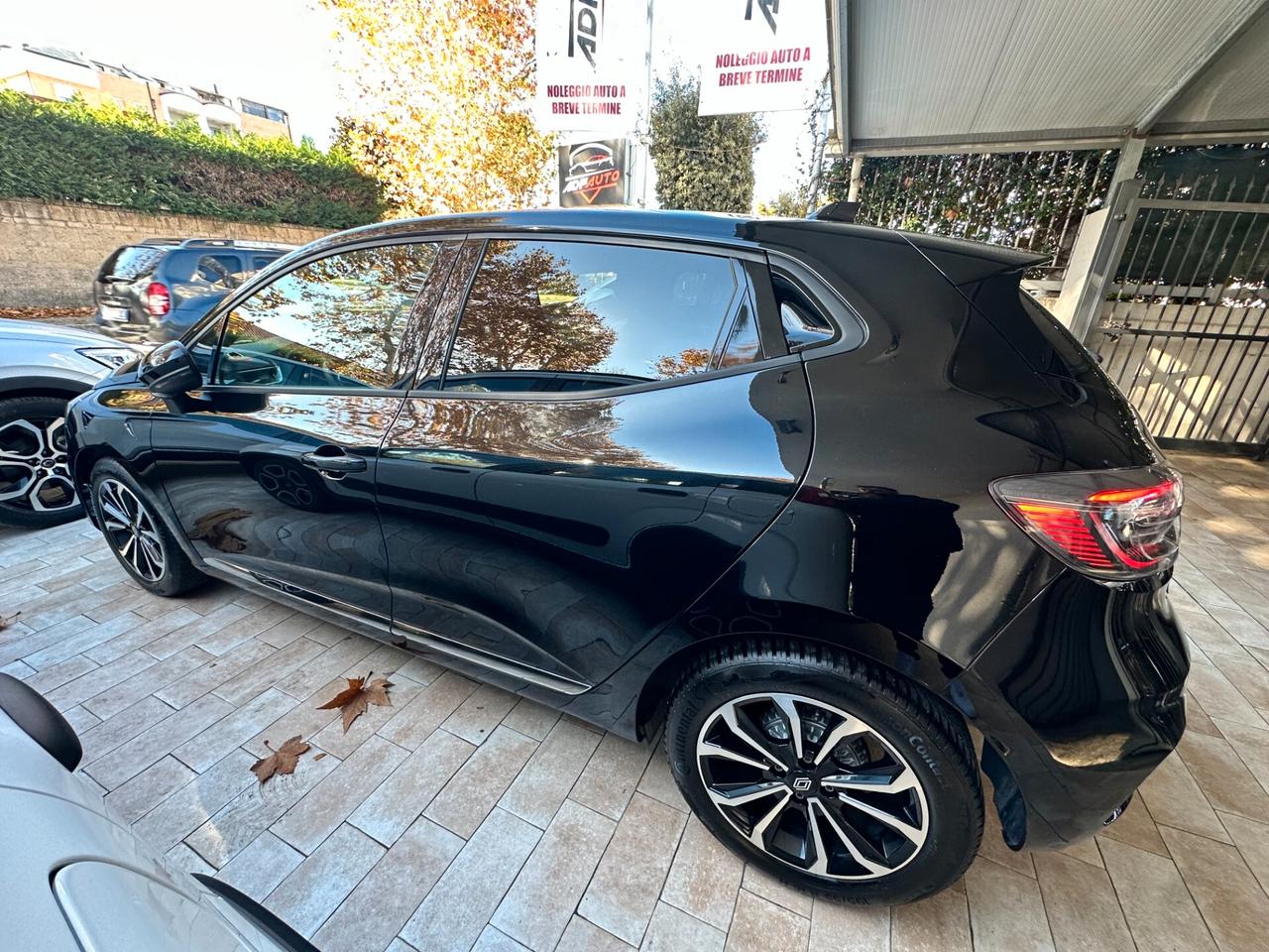 Renault Clio 1.0 TCe 90 CV – Techno – 2024 – 31.600 km – Promo 14.900 €