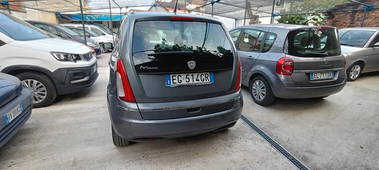 Lancia MUSA 1.3 Mjt 95 CV Platinum