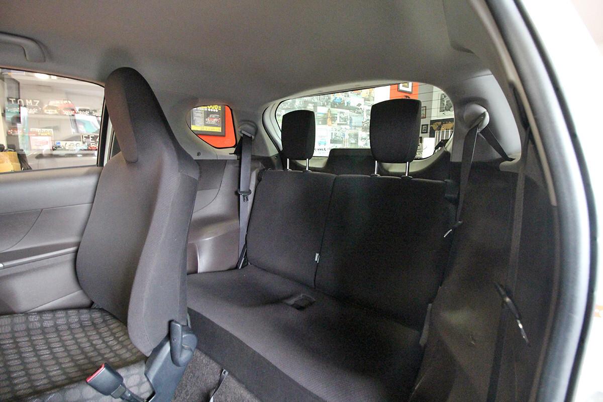 Toyota iQ Toyota iQ 1.0 cvt - 58000 KM
