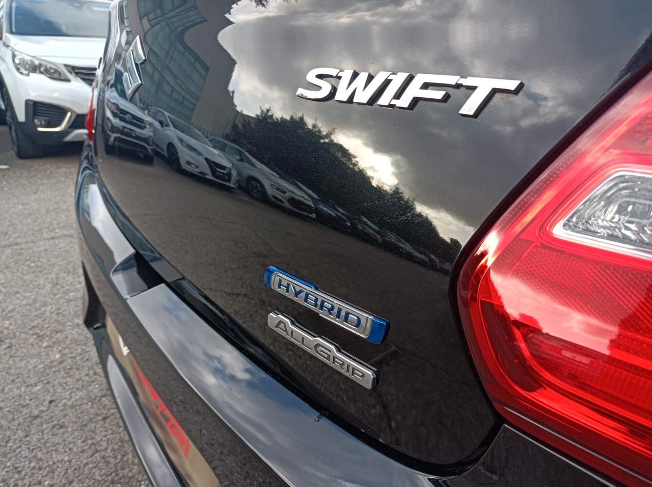 Suzuki Swift 1.2 Hybrid 4WD AllGrip Top