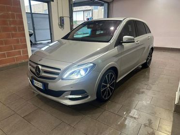 MERCEDES-BENZ B 250 e Sport