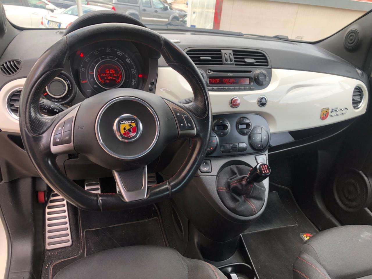 Abarth 500 1.4 Turbo T-Jet Esseesse