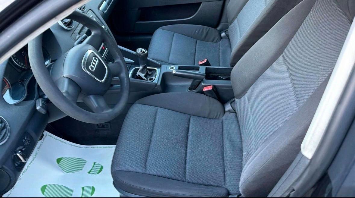 Audi A3 SPORTBACK 1.6 TDI 105 CV FULL OPTIONAL