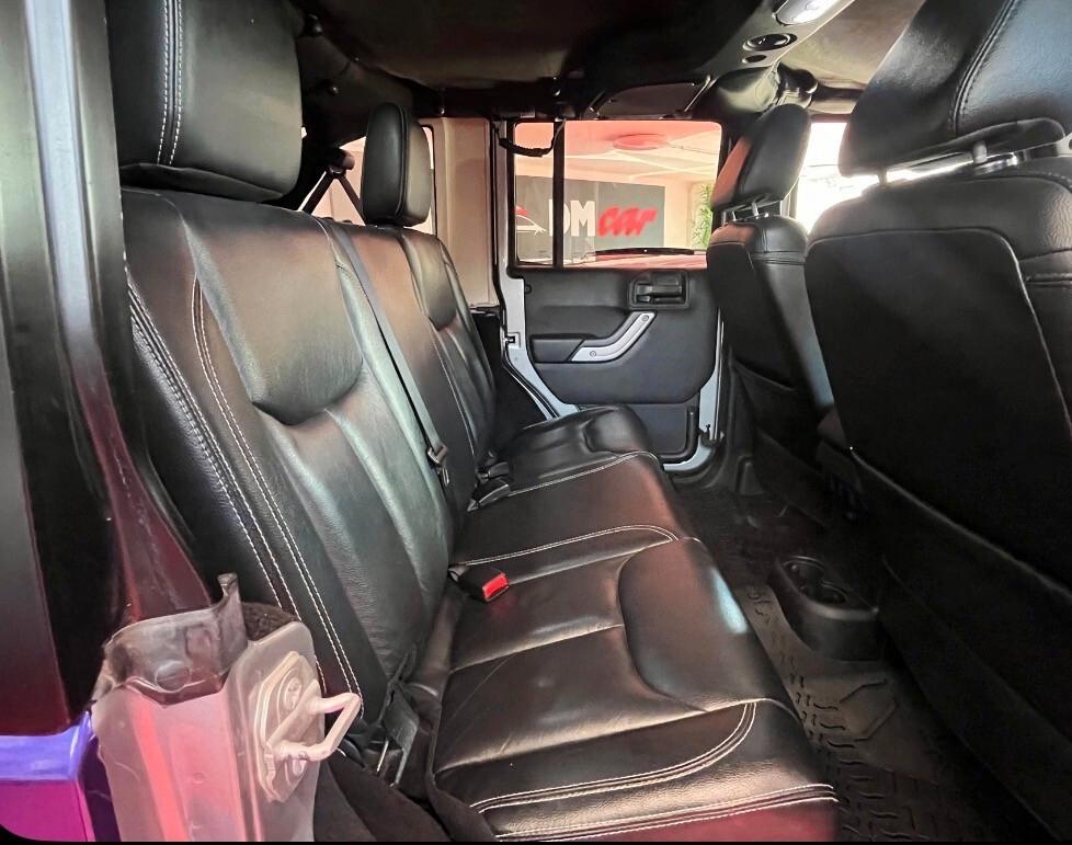 Jeep Wrangler Unlimited 2.8 CRD DPF Sahara Auto