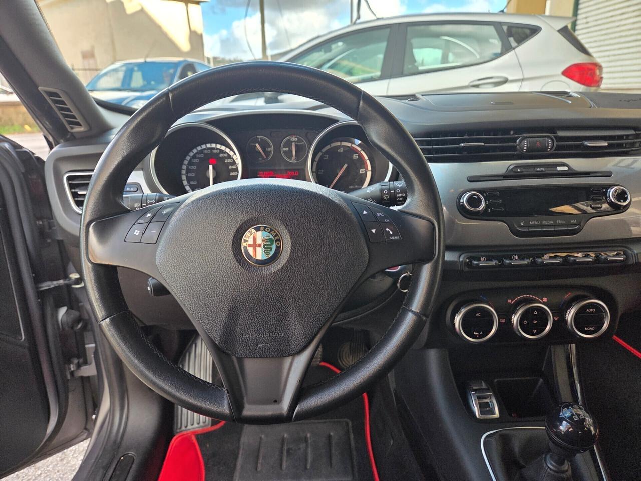 ALFA ROMEO GIULIETTA ANNO 2012 1.6 JTDM KM CERTIFICATI