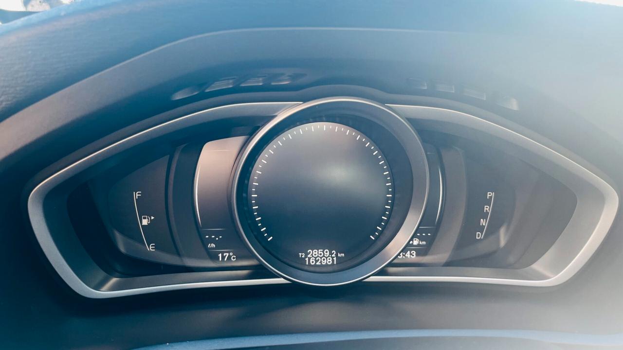 Volvo V40 Geartronic R-design