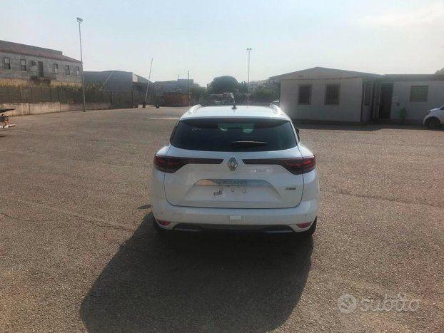 Renault Mégane SW 1.6 Hybrid 160cv AZIENDALE