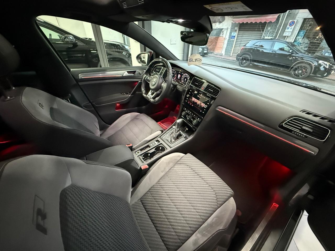 Volkswagen GOLF 1.6 TDI 115 CV DSG SPORT R LINE