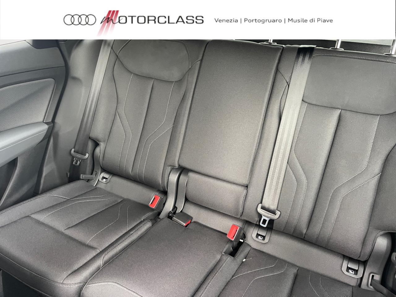 Audi Q3 2.0 tdi 150cv s line edition s tronic