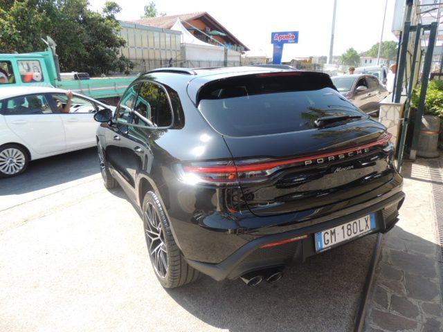 PORSCHE Macan 2.0