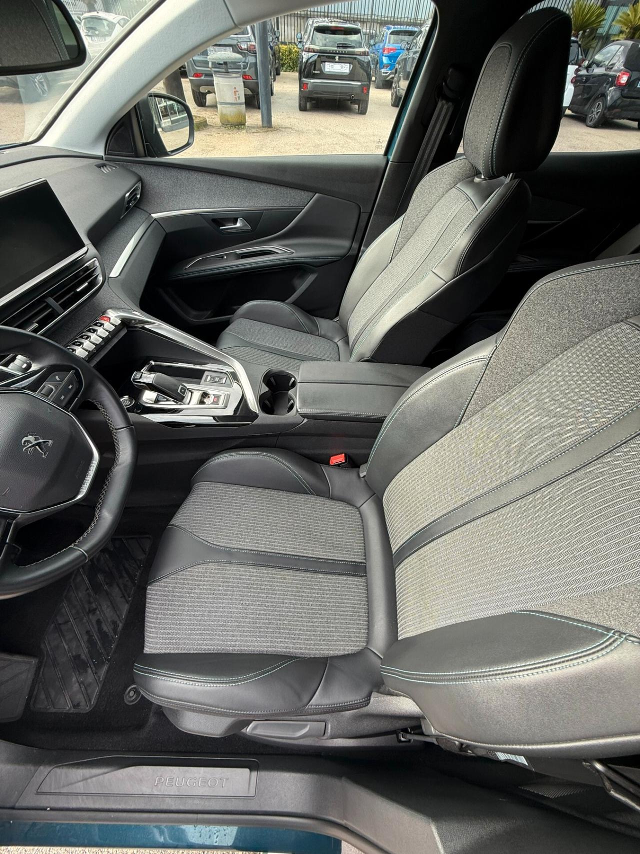 Peugeot 3008 BlueHDi 130 S&S EAT8 Allure Pack