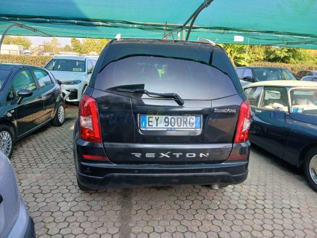 SSANGYONG REXTON W 2.0 Xdi 4WD 7 POSTI