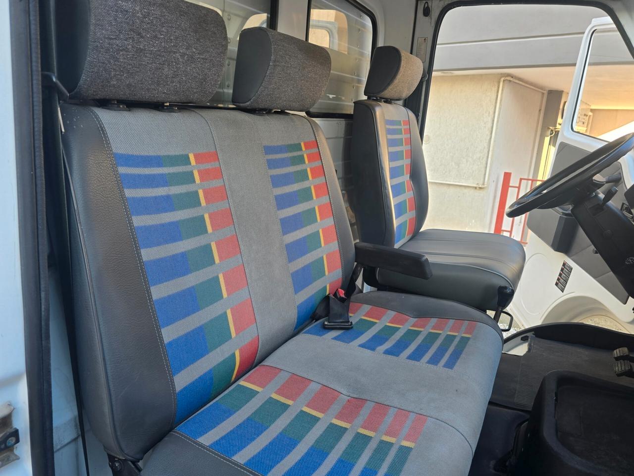 RENAULT B110 TURBO - FURGONATO ARREDATO PER TRASPORTO ABBIGLIAMENTO