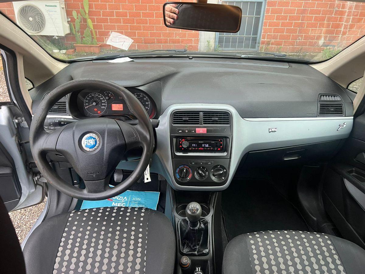 FIAT - Grande Punto - 1.3 MJT 75 CV 3p. Active