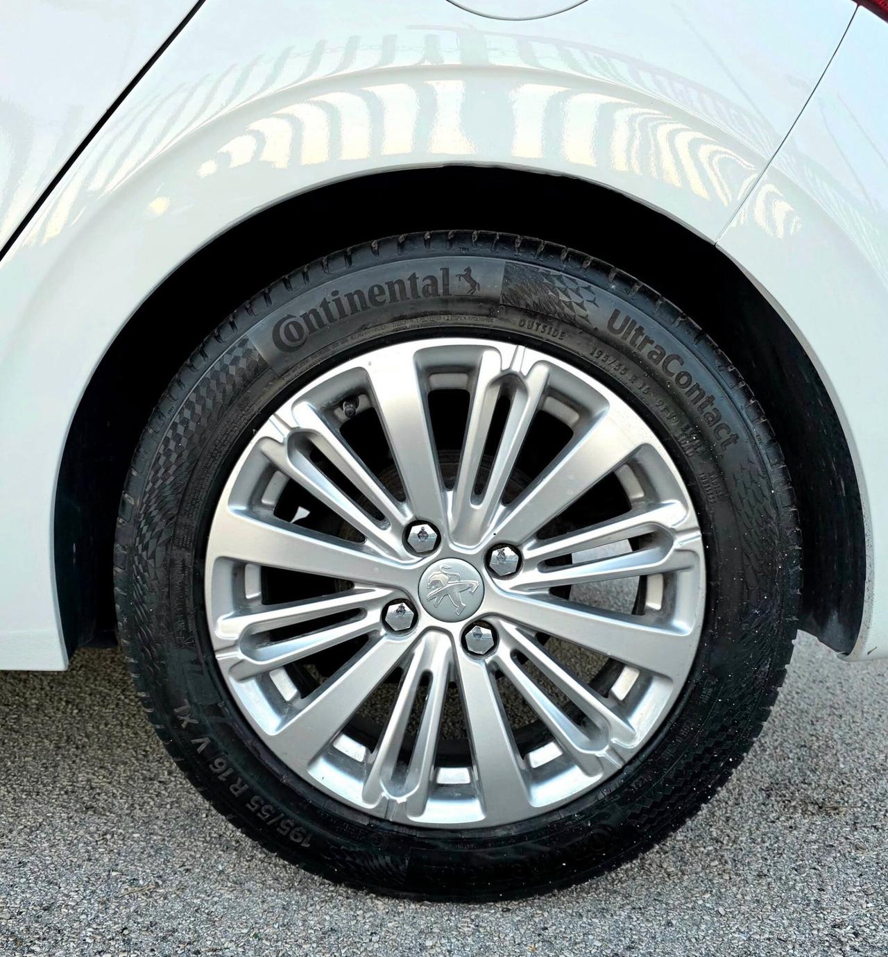 Peugeot 208 1.2 82cv GPL Allure