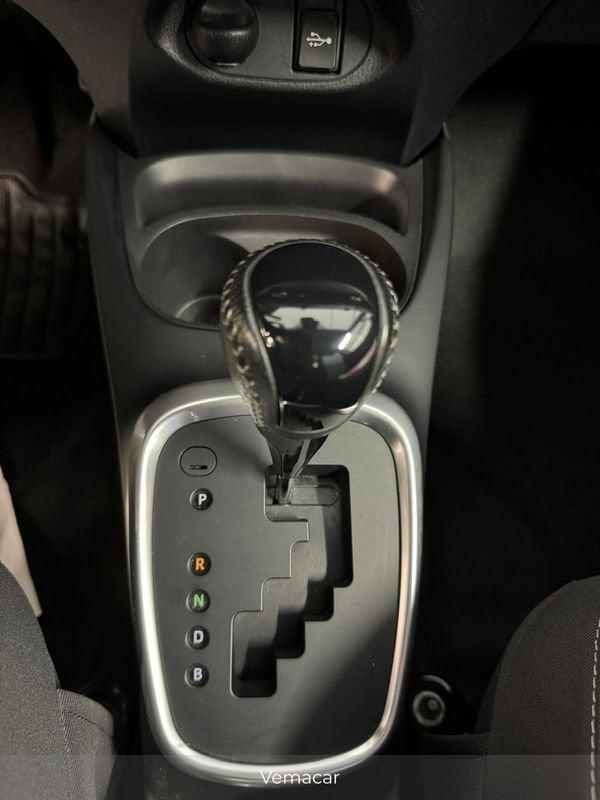 Toyota Yaris 1.5 Hyb. Business - RETROC - solo km 10500!!