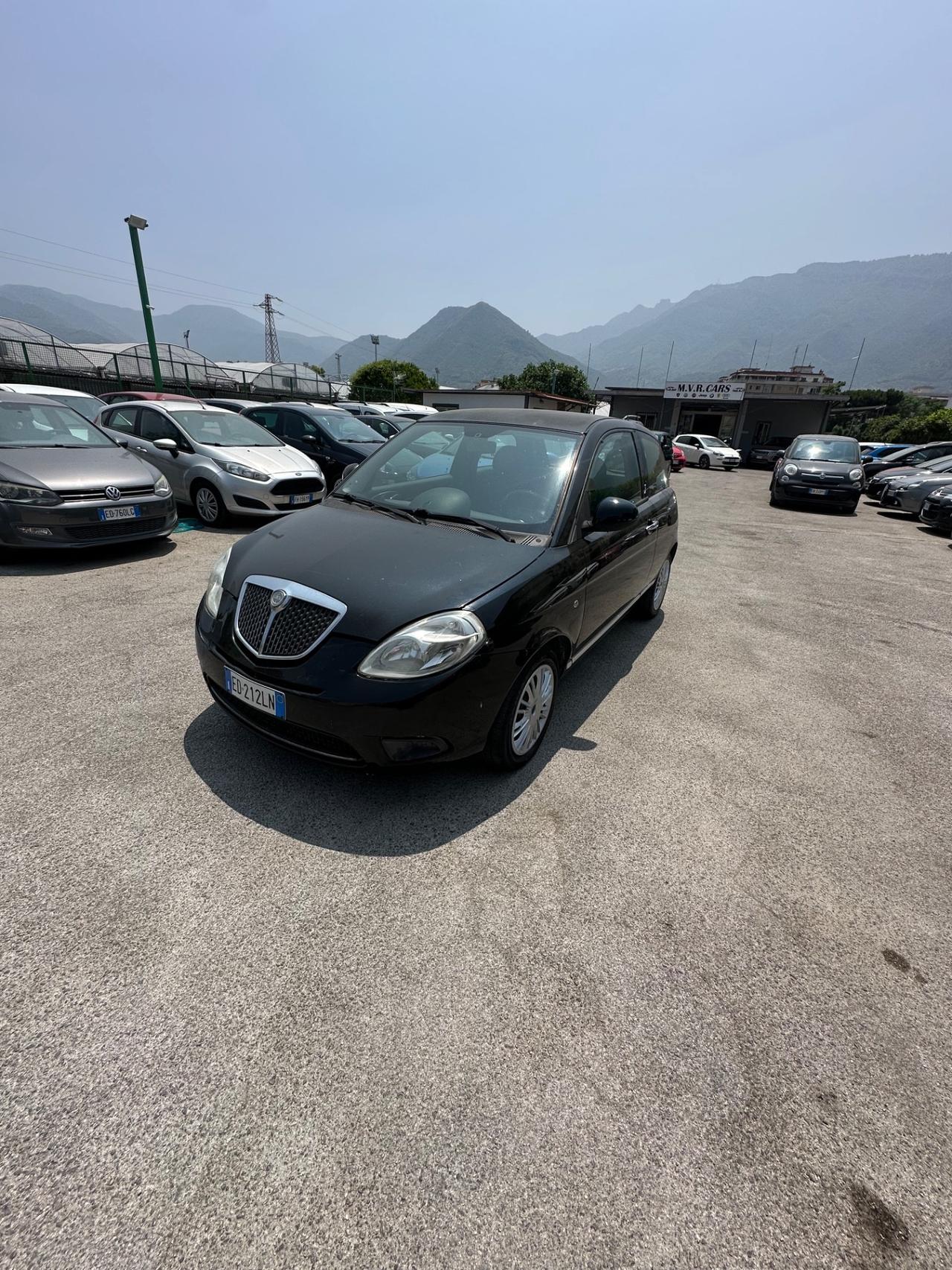 Lancia Ypsilon 1.2 69 CV Elle