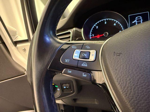 VOLKSWAGEN Golf Sportsvan 1.6 TDI 110CV Highline GANCIO Navi DAB+