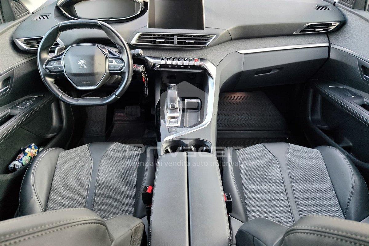 PEUGEOT 3008 BlueHDi 130 S&S EAT8 Allure