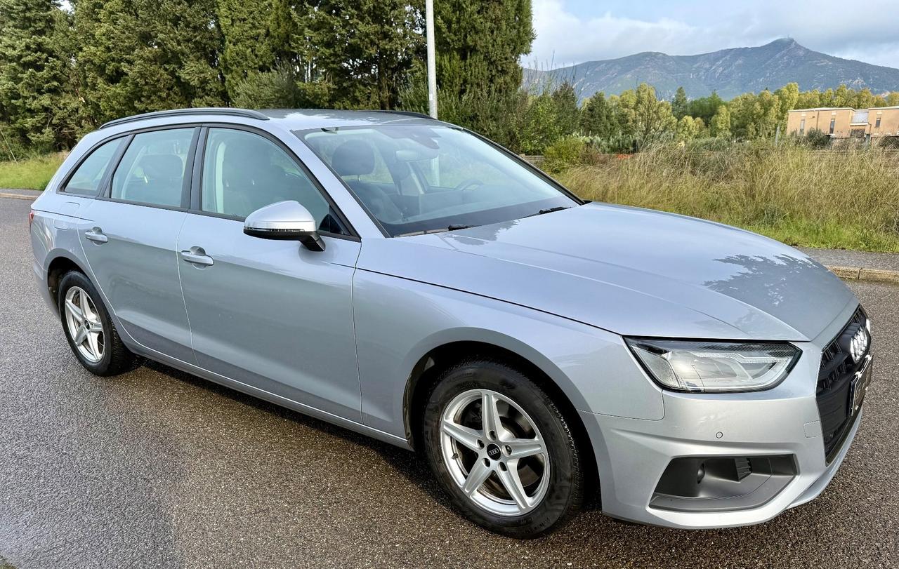 Audi A4 Avant 35 TDI/163 CV S tronic Business Advanced