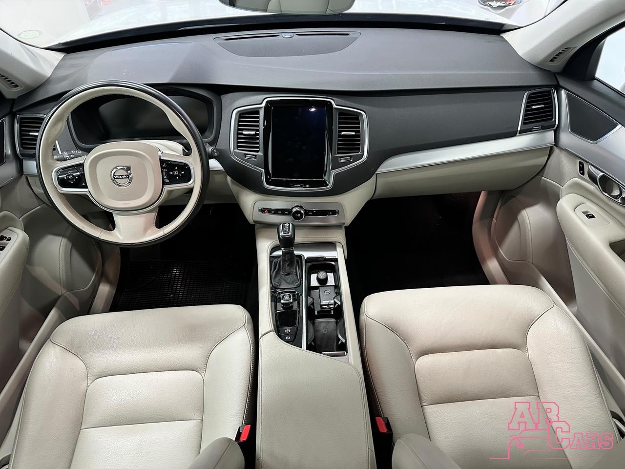 Volvo XC 90 XC90 D5 AWD Geartronic Momentum 4X4