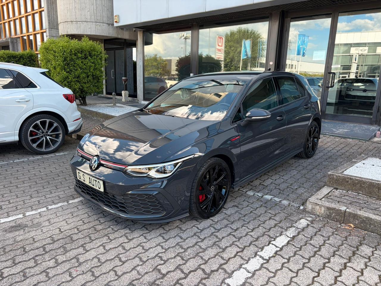 Volkswagen Golf GTI 2.0 tsi GTI 245cv dsg