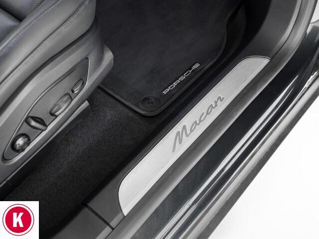 Porsche Macan EV