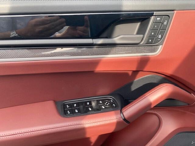 Porsche Cayenne 3.0 V6