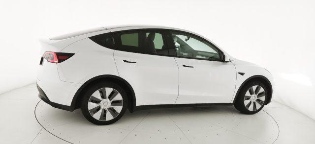 TESLA Model Y RWD