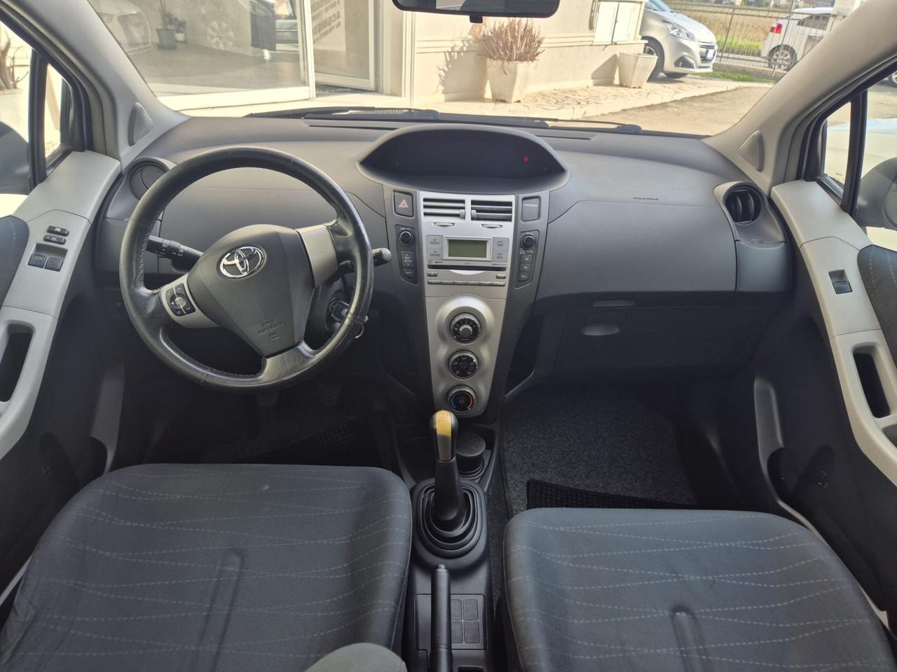 Toyota Yaris 1.0 Benzina 5 porte