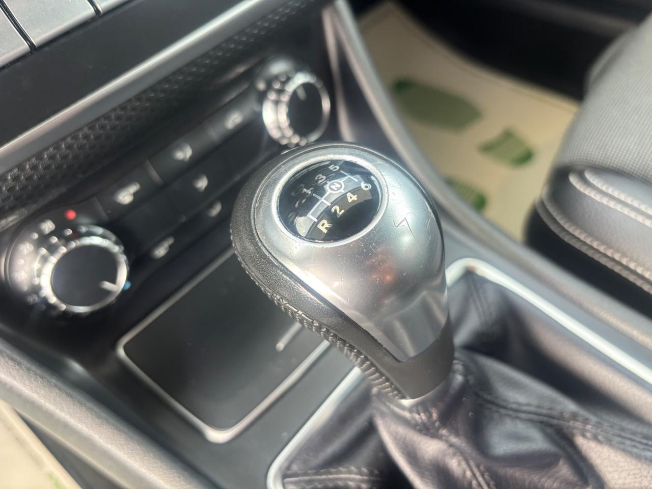 Mercedes-benz A 180 d Premium