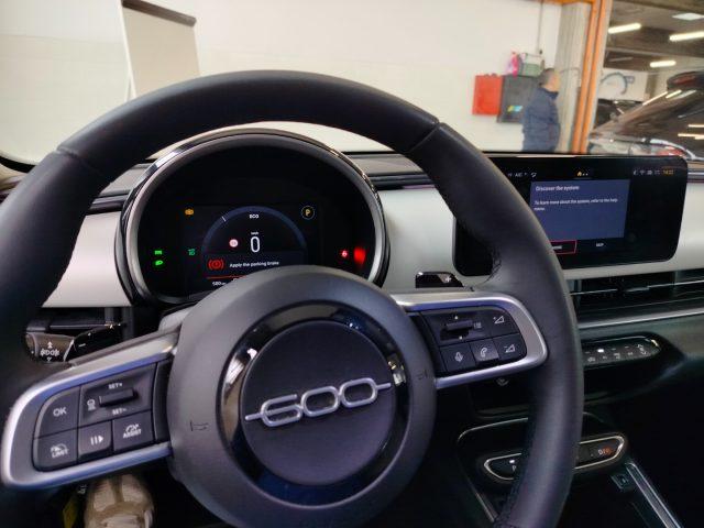 FIAT 600 Hybrid 100 CV DCT MHEV La Prima