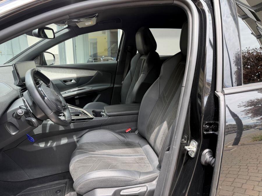 PEUGEOT 3008 1.5 HDI 130 AUTOM GT CERTIFICATA NUOV