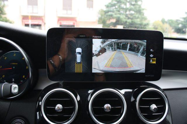 MERCEDES-BENZ GLC 300 d 4Matic Sport