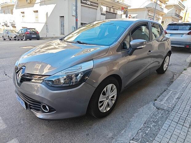 RENAULT Clio 1.5 dCi 75CV *NAVI* - 2016