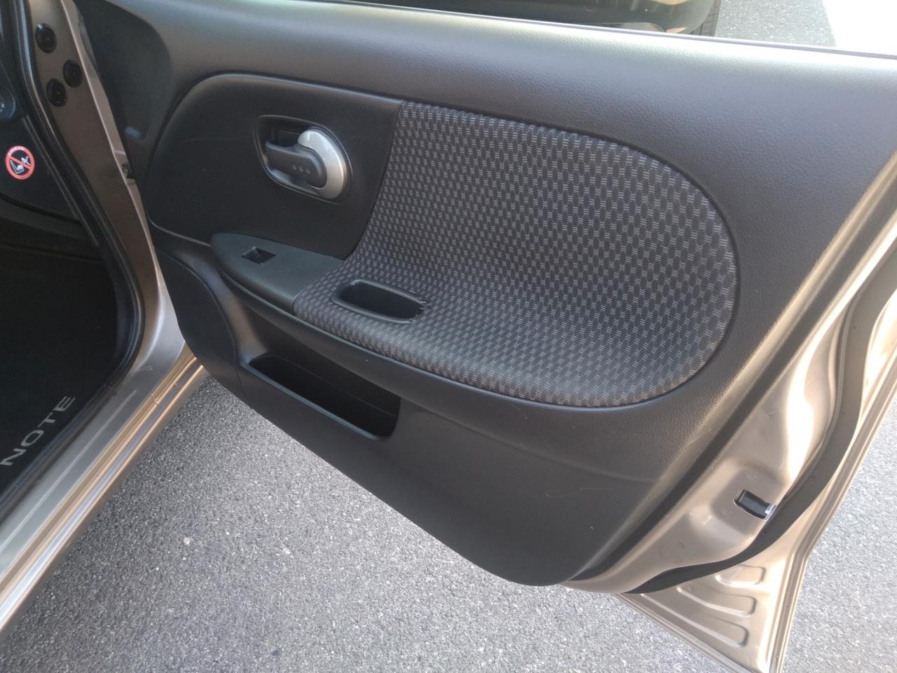 Nissan Note 1.6 16V 110cv cambio automatico x neopatentati