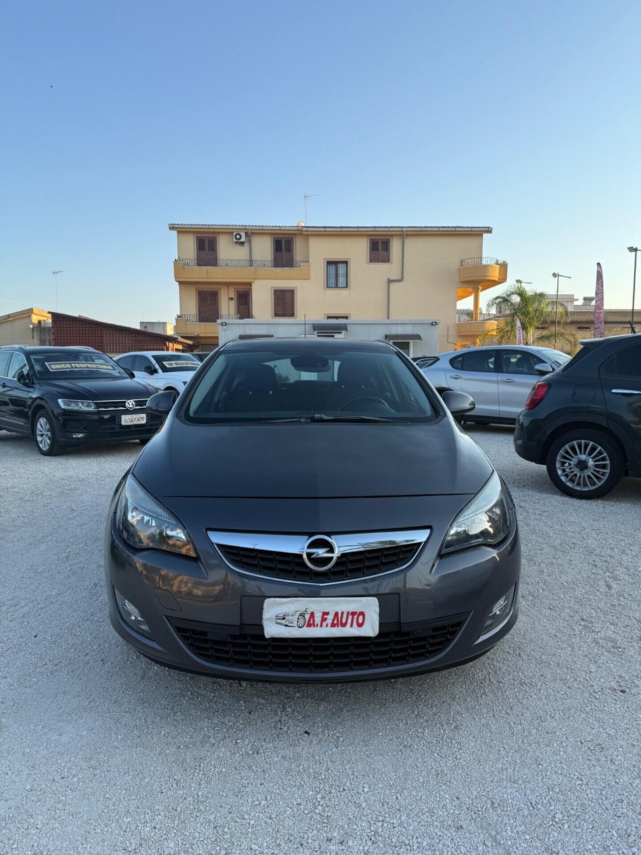 Opel Astra 2.0 CDTI 160CV 5 porte aut. Cosmo S