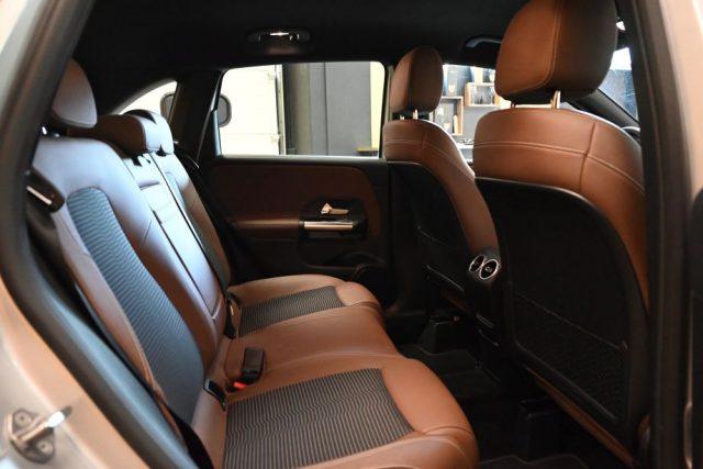 MERCEDES-BENZ B 180 NUOVA d AUTOMATICA SPORT PLUS NAVI CAM 17"LED TEL!