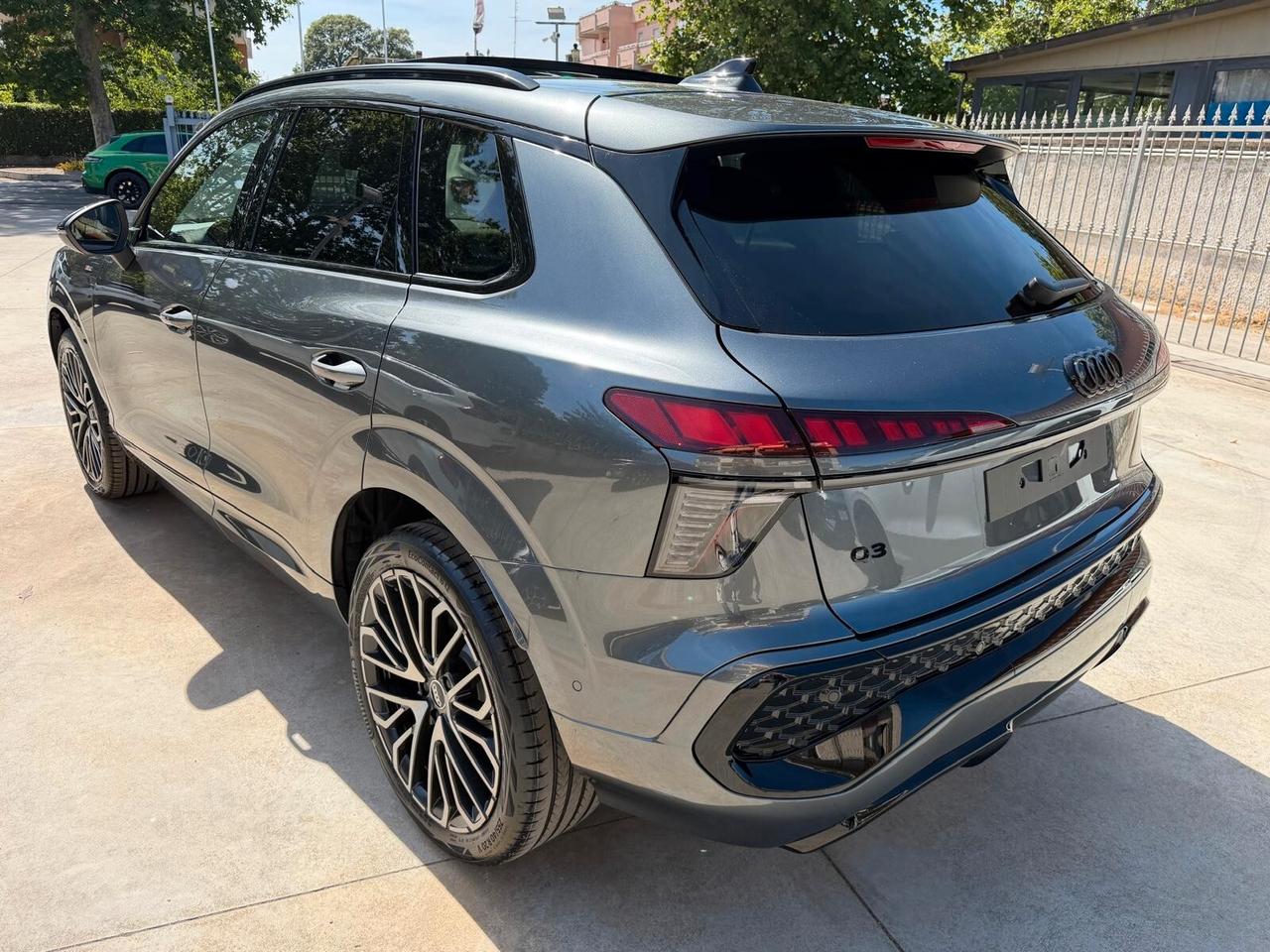 Audi Q3 S-LINE S-TRONIC 20" 150 CV