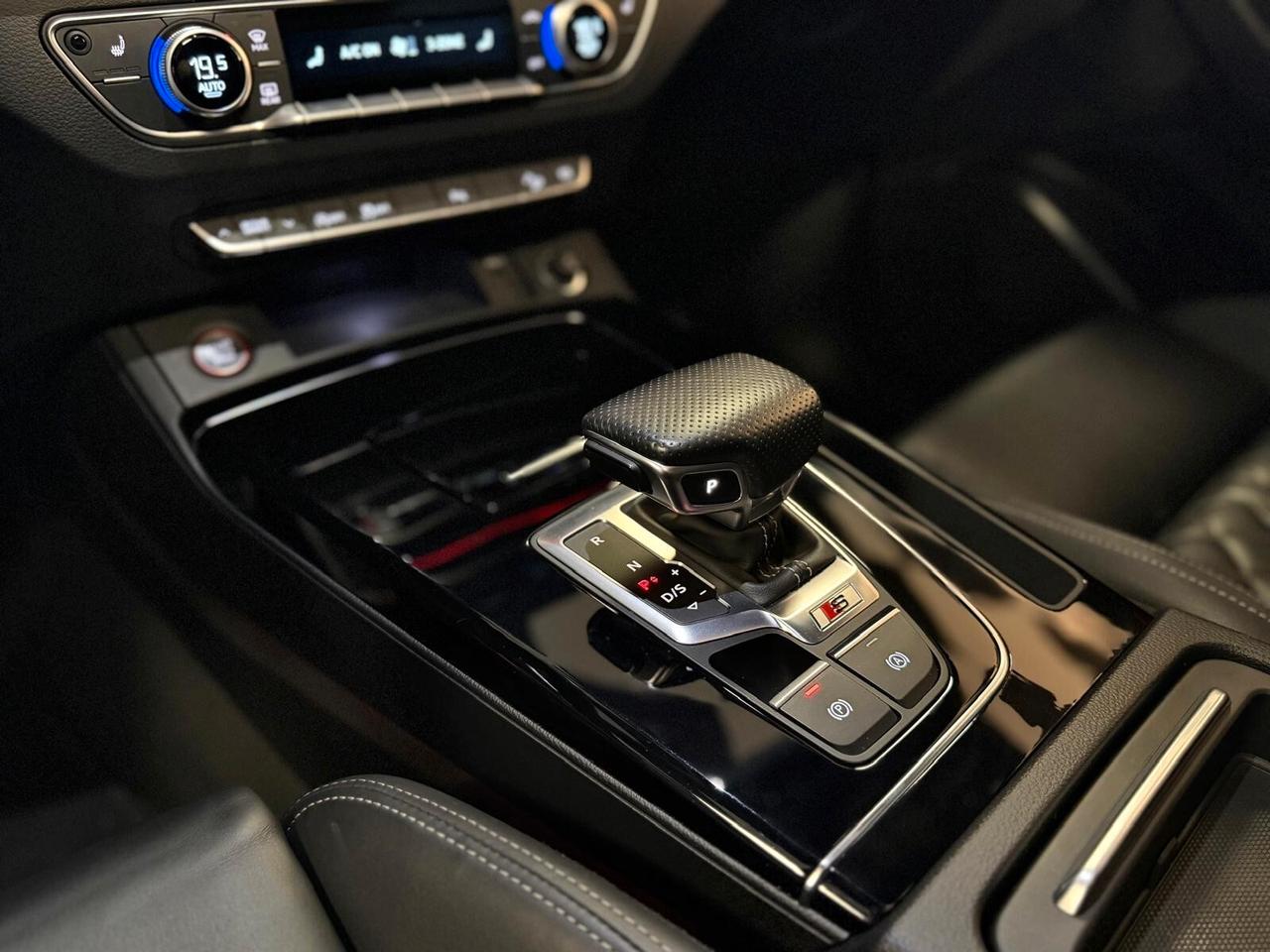 Audi Q5 SQ5 TDI quattro tiptronic sport attitude