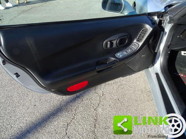 CHEVROLET Corvette C5 5.7 V8 Coupé