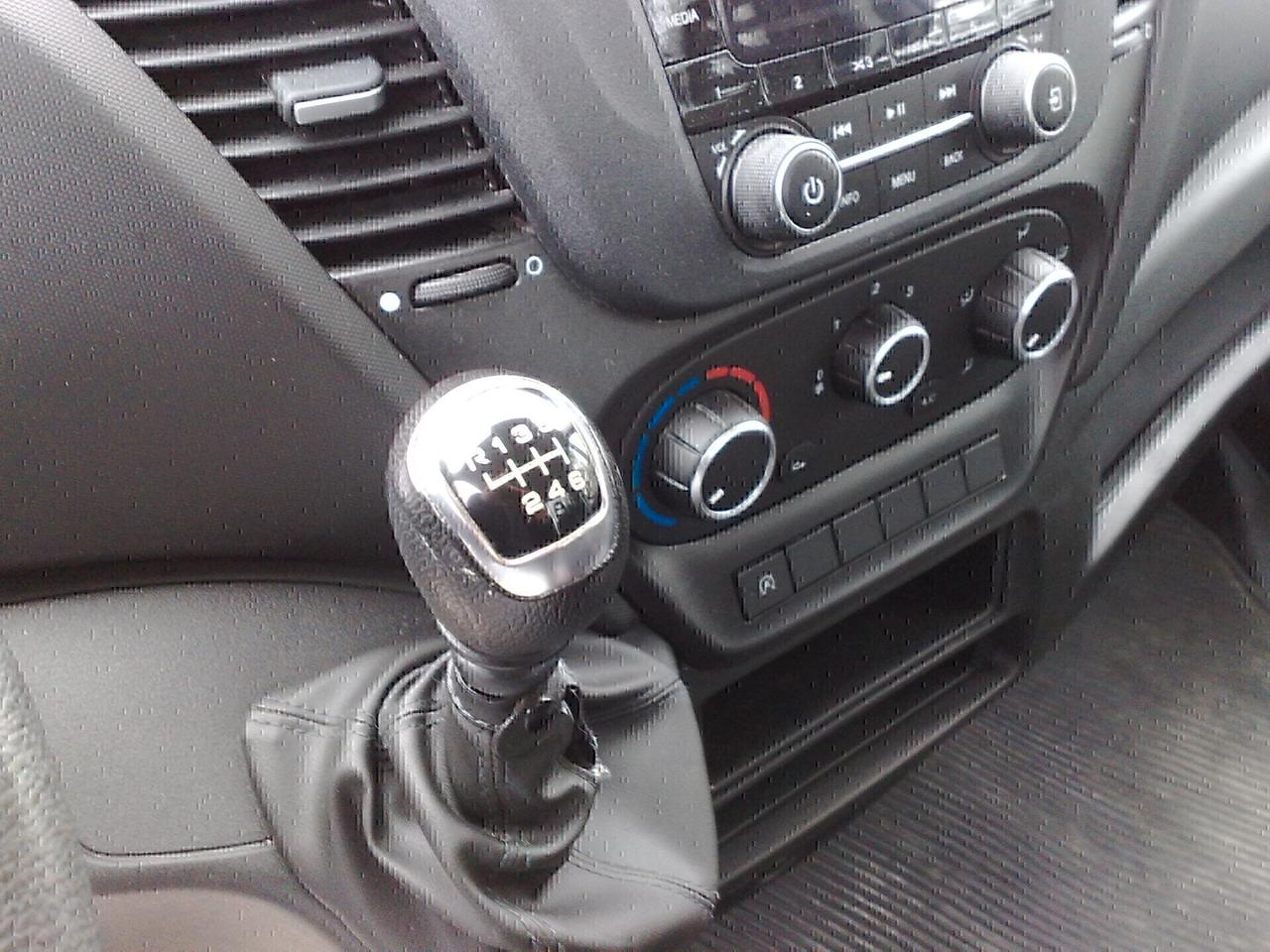 Iveco Daily 35c14 ribaltabile trilaterale - 2022