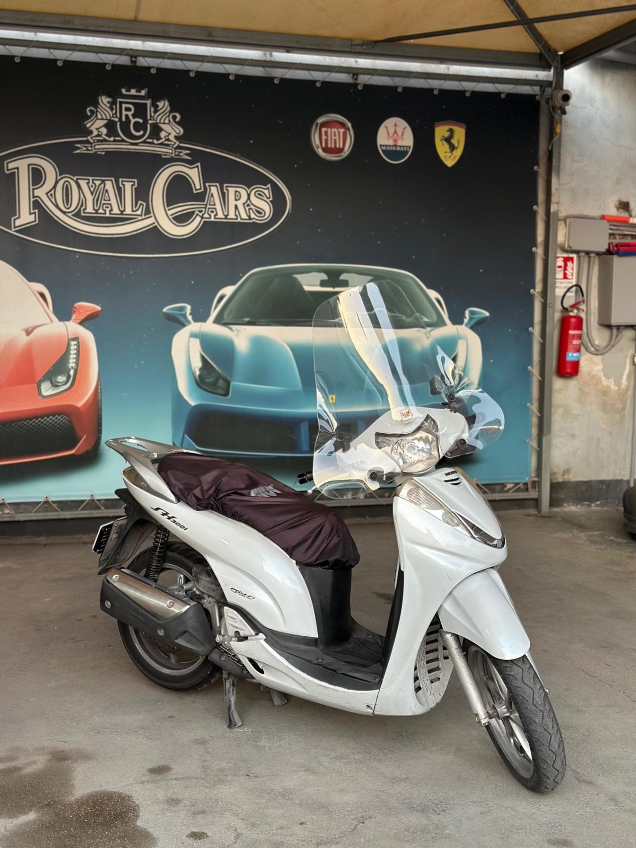 Honda SH 300