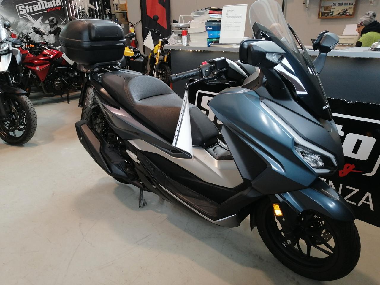 Honda Forza 350 finanziabile