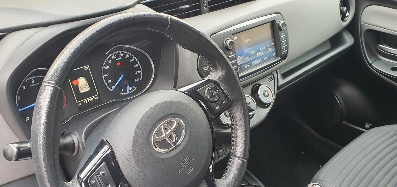 Toyota Yaris 1.0 5 porte Business