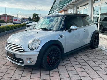 Mini Cooper D 1.6 110Cv