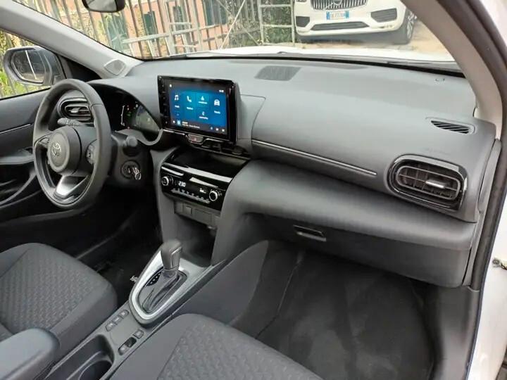 Toyota Yaris Cross 1.5 Hybrid 116cv E-CVT Active KM0