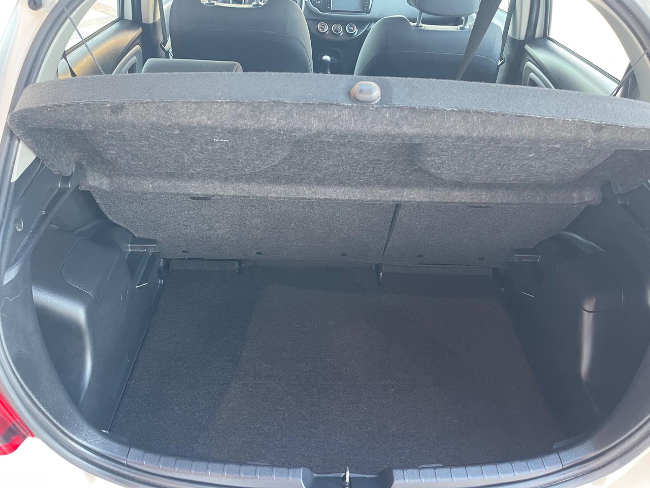 Toyota Yaris 1.0 5 porte Lounge
